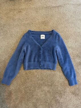 aerie Dusty Blue Cropped Fuzzy V-Neck Cardigan